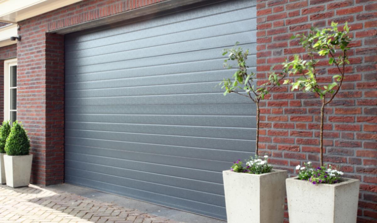 hefboom Misverstand Lelie Sectionale garagedeuren | De Goeij Garagedeuren